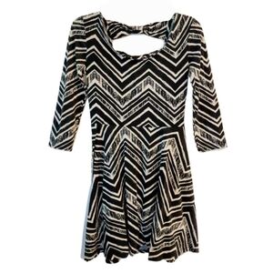 Xhilaration Black and White Chevron-patterned Dress 3/4 Sleeves